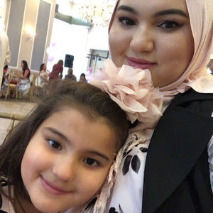 Meet your Posher, Sayyora